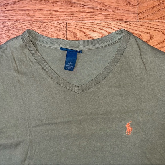 Ralph Lauren Olive Green V-Neck Shirt - Size Medium - Picture 3 of 6